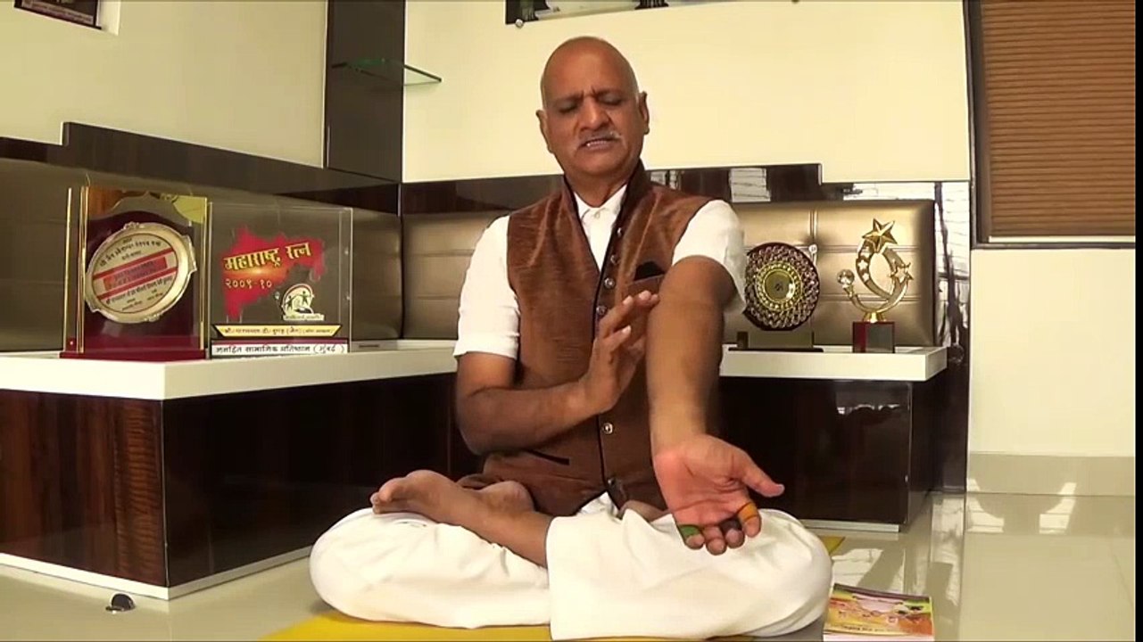 Treating skin diseases with mudra | Skin cure Tips with Mudra