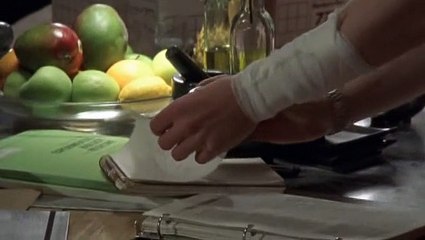 Regenesis S01E04 Prions