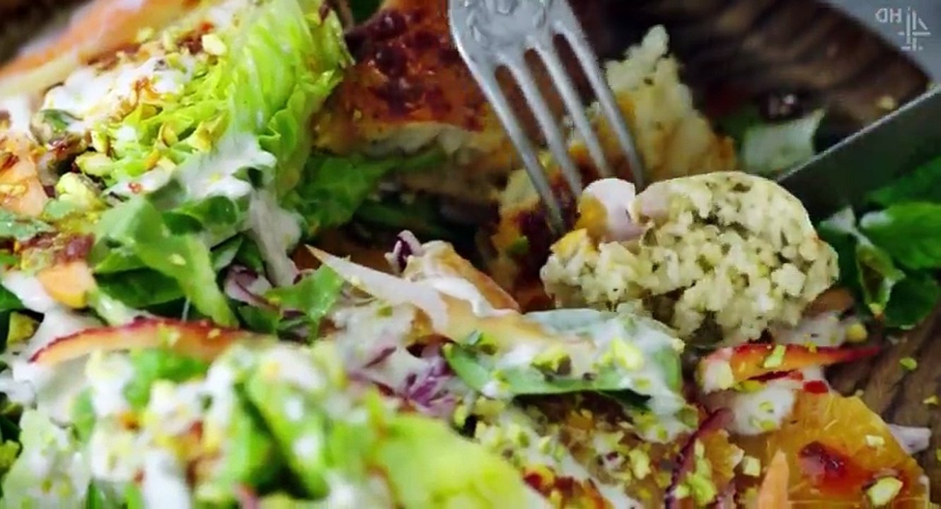 Jamies Super Food S02  E04 Balinese Curry and a Colourful Salad