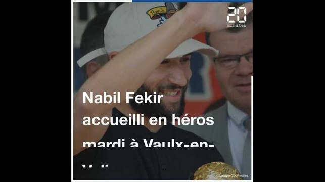 Nabil Fekir accueilli en héros à Vaulx-en-Velin