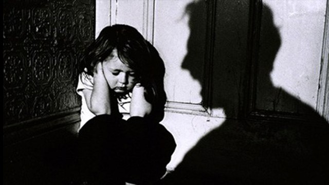 ஈரோட்டில் 13 வயது சிறுமிக்கு பாலியல் தொல்லை கொடுத்த முதியவர்- வீடியோ