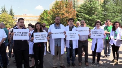 Hacettepelilerden sağlıkta şiddete tepki - ANKARA