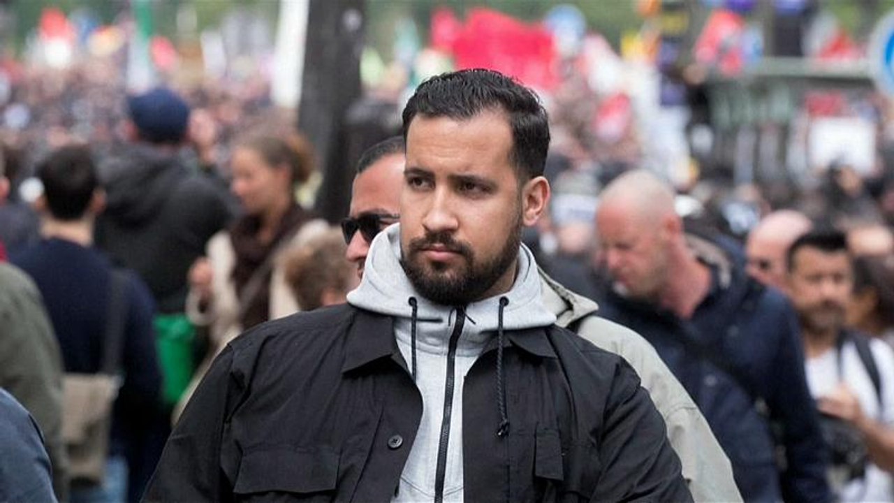 Scandal surrounds Macron security aide