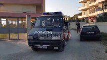 Vlorë, ishte në kërkim, kërcënon policët me thikë, qëllohet në këmbë dhe arrestohet