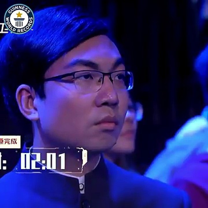 The Fastest time to solve 3 RUBIK's CUBE whilst juggling ( Guinness World Record )