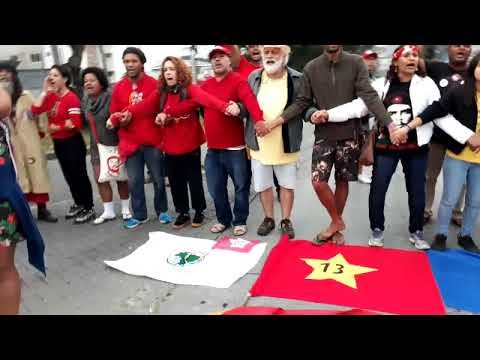 Manifestantes denunciam ataque a tiros ao acampamento pró Lula em Curitiba