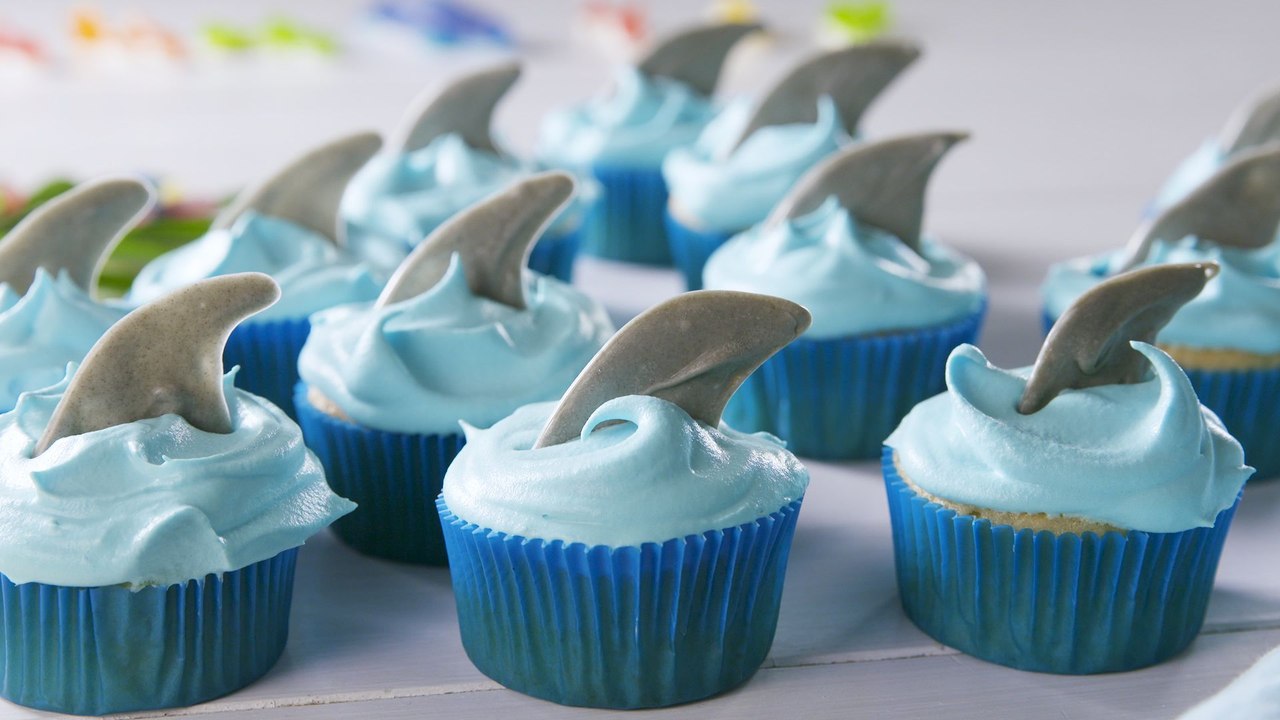 Celebrate Shark Week With These Killer Shark Attack Cupcakes