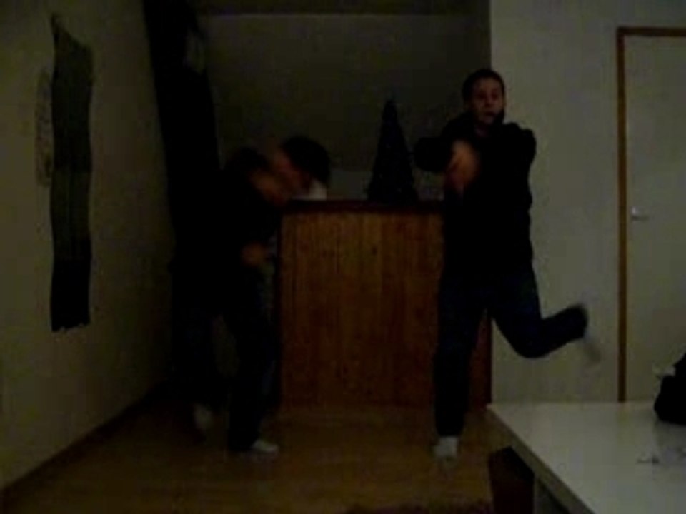 Tecktonik Beuxi & Dont trassh