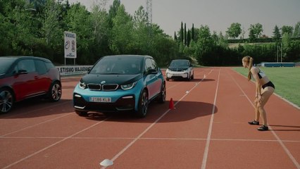 El nuevo BMW i3 se enfrenta a las campeonas de España de relevos
