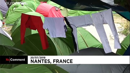 Tribunal ordena evacuação de migrantes acampados num parque