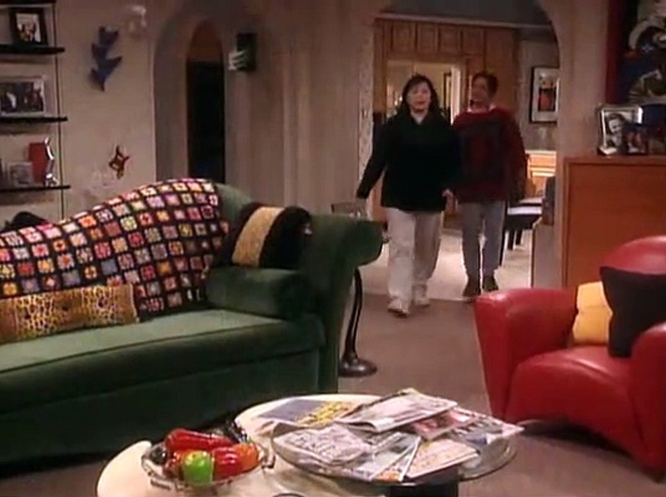 Roseanne - S09 E17 Some Enchanted Merger