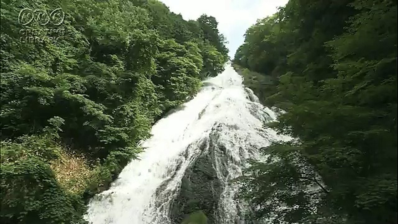 森島匠　迫力の滝
