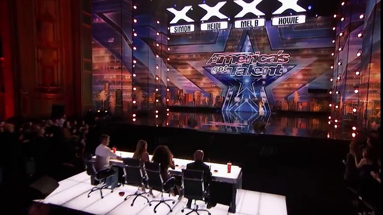 Singer: Courtney Hadwin- 13-Year-Old Golden Buzzer Winning Performance - America's Got Talent 2018