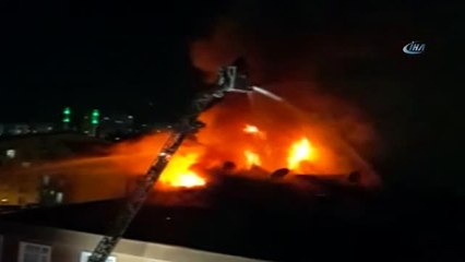 6 Katlı Binanın Çatısı Alev Alev Yandı