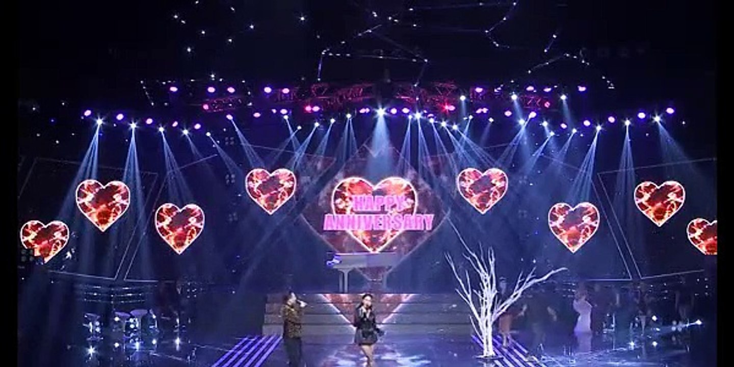 kỷ niệm 14 năm ngày cưới của nhạc sĩ Minh Vy - Ca sĩ Cẩm Ly trên trường quay Ca sĩ Thần tượng.