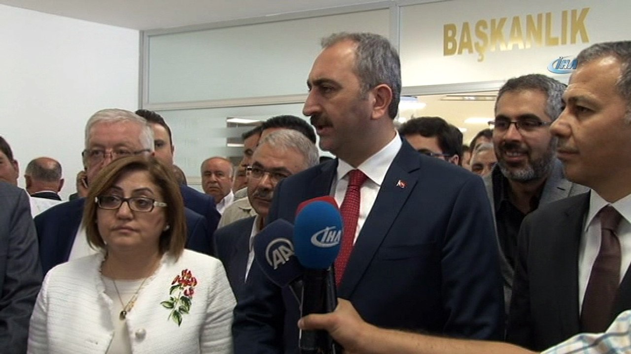 Bakan Gül:'Akın İpek'in bağımsız Türk yargısına iade edilmesini istiyoruz'