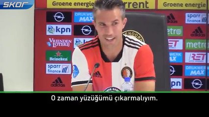 Minik taraftardan Robin van Persie'ye ilginç teklif