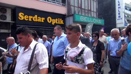 60 çocuk erkekliğe ilk adımını attı…