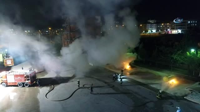 Konya İtfaiyesi'nden Gece Tatbikatı