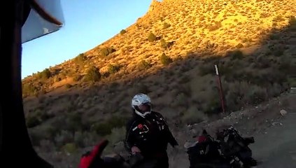 Des bikers pénètrent dans la Zone 51 en cachette