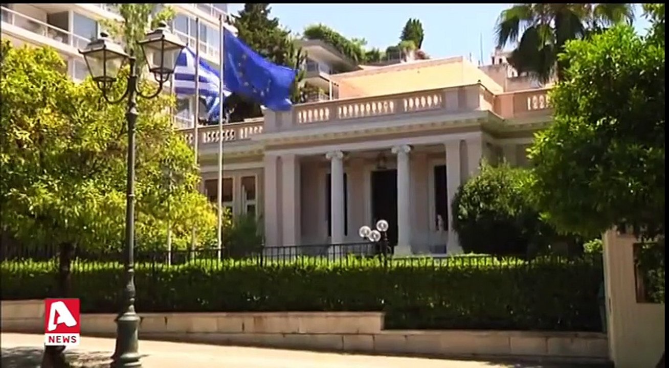 "Εντείνονται οι σχέσεις Ελλάδας - Ρωσίας μετά την ακύρωη της επίσκεψης Λαβρόφ"