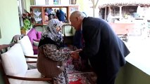Kıbrıs Gazilerinden Şehit Annesine Ziyaret