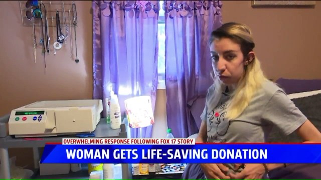 Woman Finds Kidney Donor After Mom Put Ad on Her Truck