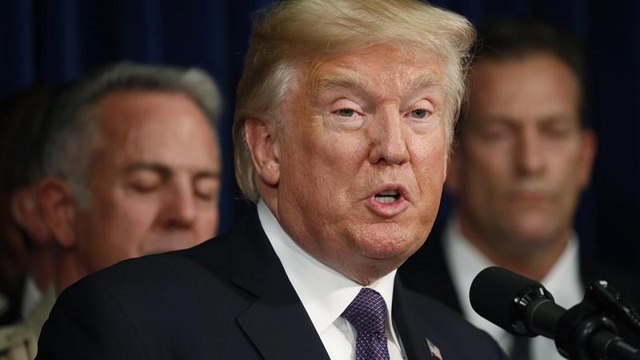 Трамп обвиняет ФРС