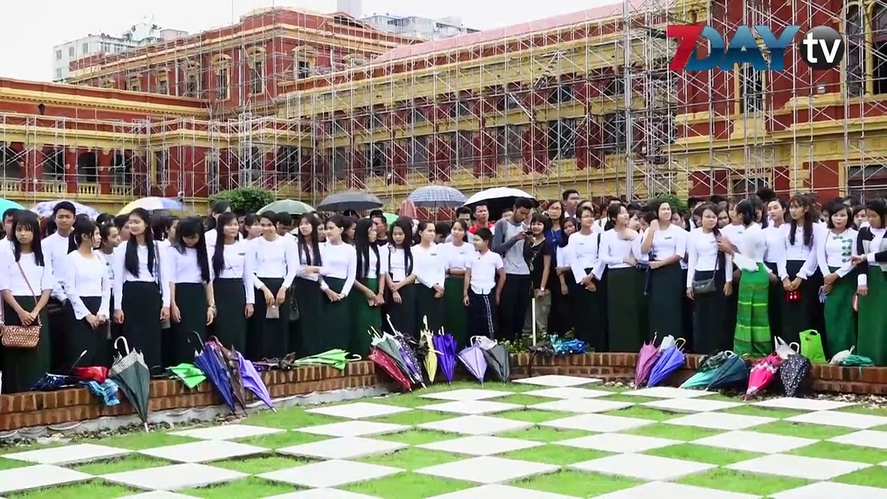 အာဇာနည္ေန႕ ဝန္ႀကီးမ်ားရုံးျမင္ကြင္း ဇူလိုင္ - ၁၉ ၊၂၀၁၈ ဒါကေတာ့ ၇၁ႏွစ္ေျမာက္အာဇာနည္မွာေတြ႔ရတဲ့ ဝန္ႀကီးမ်ားရံုးကျမင္ကြင္းပါ။ဒီႏွစ္က်ေရာက္တဲ့ အာဇာနည္ေန႔မွာ အ