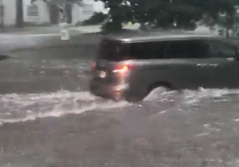Drivers Brave Flooded Roads in Savannah, Georgia