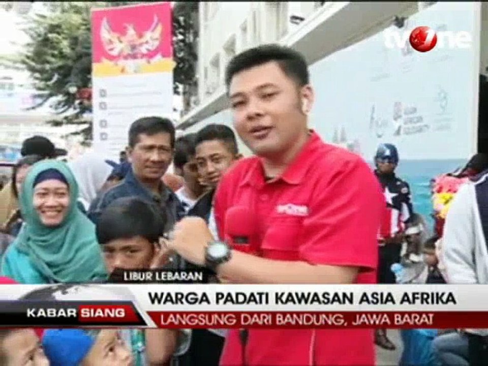 Hari Terakhir Liburan, Warga Padati Kawasan Asia Afrika
