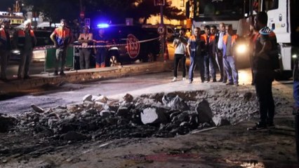 Dolmabahçe’de çöken yol onarılıp yeniden trafiğe açıldı