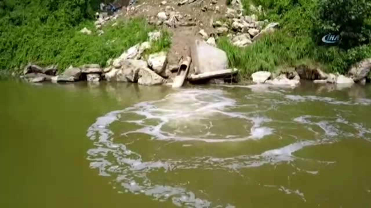 Atık Sularla Kirlenen Sakarya Nehri Havadan Görüntülendi