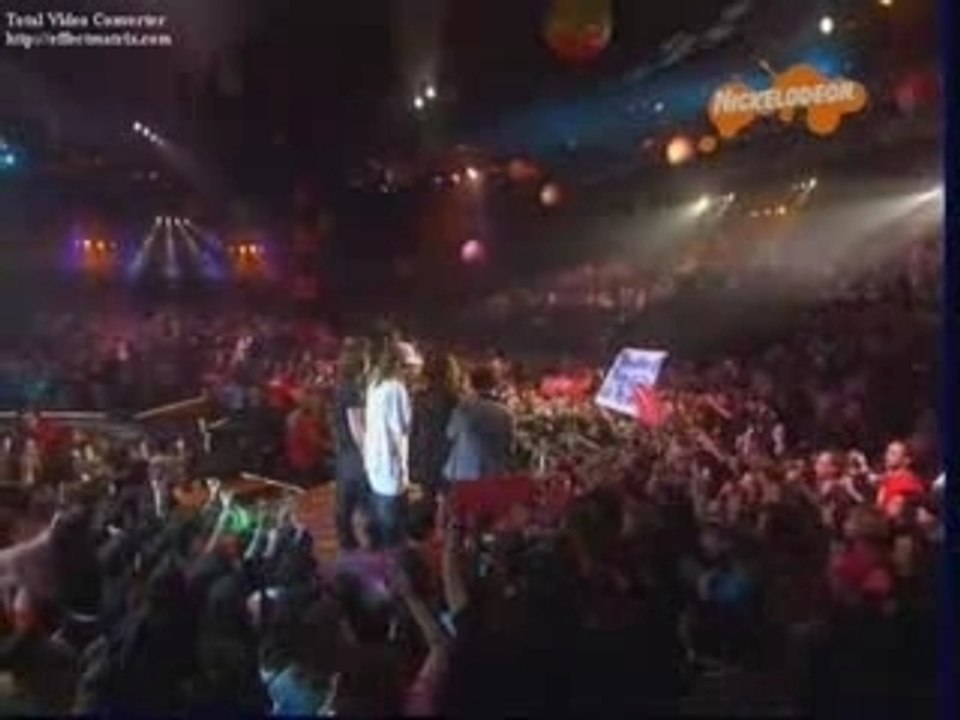 Tokio Hotel-07.12.01-Kids' Choice Awards-Special Award