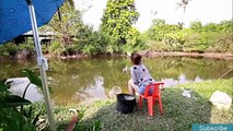 Beautiful Girl Fishing - Amazing Cast Net Fishing - Cambodian Fishing - Amazing Fishing