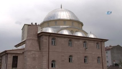 Sivas Hüda-i Camisi Minarelerine Kavuşuyor