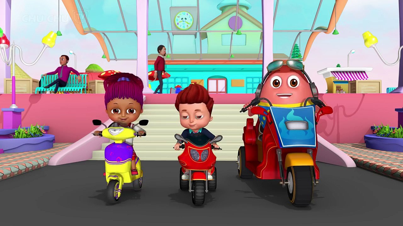 Learn GREEN Colour with Johny Johny Yes Papa _ Surprise Eggs Colours Ball Pit Show