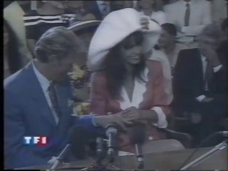 Johnny Hallyday - Journal TF1 - mariage avec Adeline - 1990