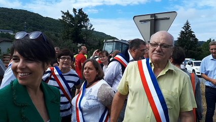 Gens du voyage : élus et agriculteurs manifestent