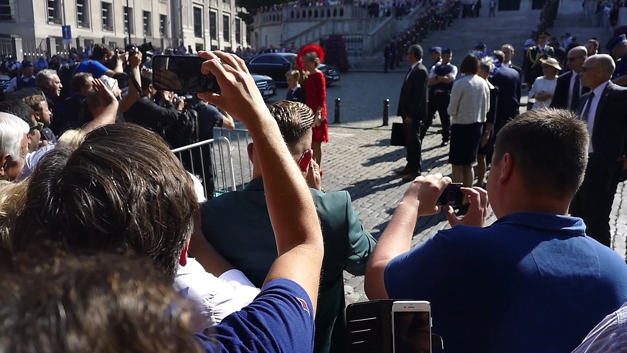 Le Roi et la Reine ont assisté au Te Deum à Bruxelles avec leurs enfants