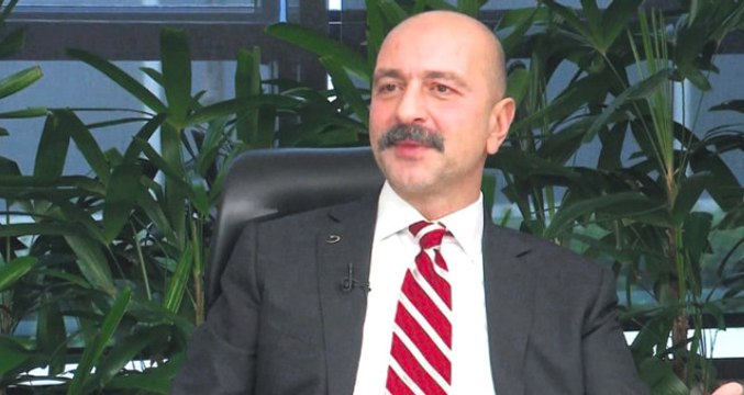 Son Dakika! FETÖ Firarisi Akın İpek Gözaltına Alındı