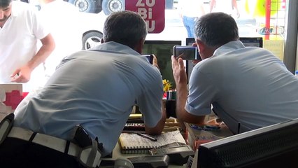 Polis arabası motora böyle çarptı