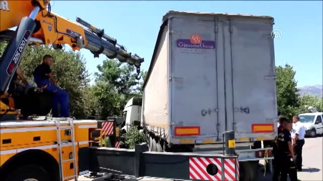 Tırın Çarptığı Motosikletin Sürücüsü Öldü