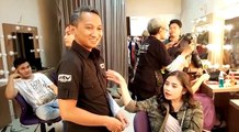 Produser Pesbukers Asyik Ngobrol dengan Prilly Latuconsina