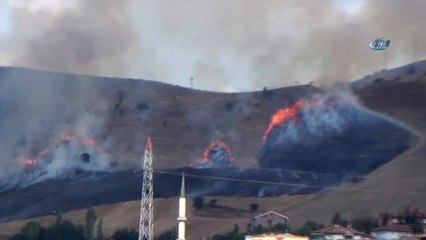 Karabük'te Korkutan Anız Yangını
