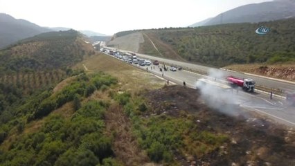 Otoyolda Otobüs Alev Alev Yandı 6 Kilometrelik Araç Kuyruğu Oluştu