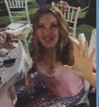 Γάμος στη σόουμπιζ! Δείτε τη Ναταλία Γερμανού να σύρει τον χορό στο γαμήλιο γλέντι