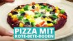 Low-Carb Pizza, aber statt Blumenkohl nehmen wir diesmal Rote Bete. Eine leckere und verrückte Variante eines alten Klassikers ZUM REZEPT 