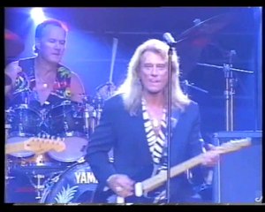 Johnny Hallyday "La musique que j'aime" - La fureur - 1996