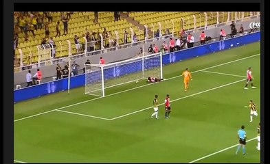 Elif Elmas      Super  Shot  Goal   (1:0)  Fenerbahce - Feyenoord